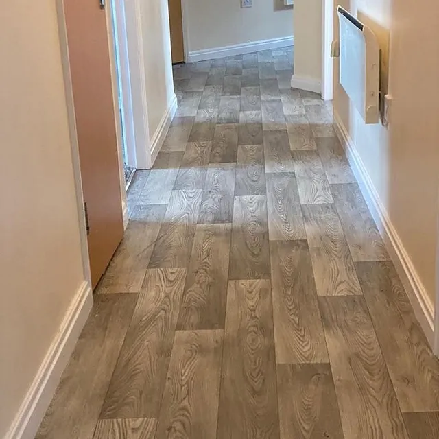 Sweeping hall finished in Scirollo Oak vinyl